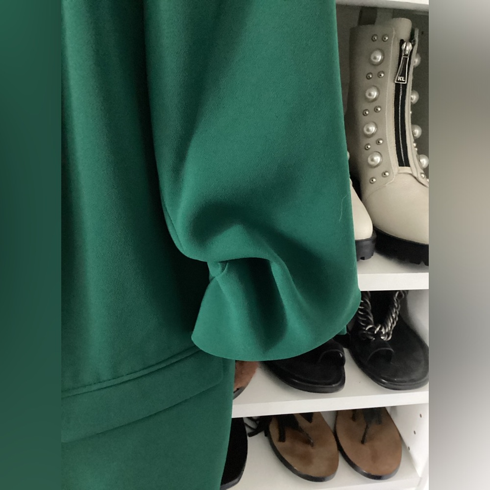 Zara Green Blazer - Picture 2 of 4